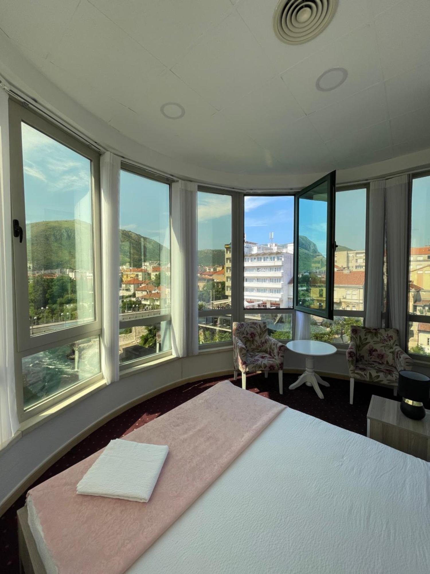 Lux Apartments Mostar Esterno foto