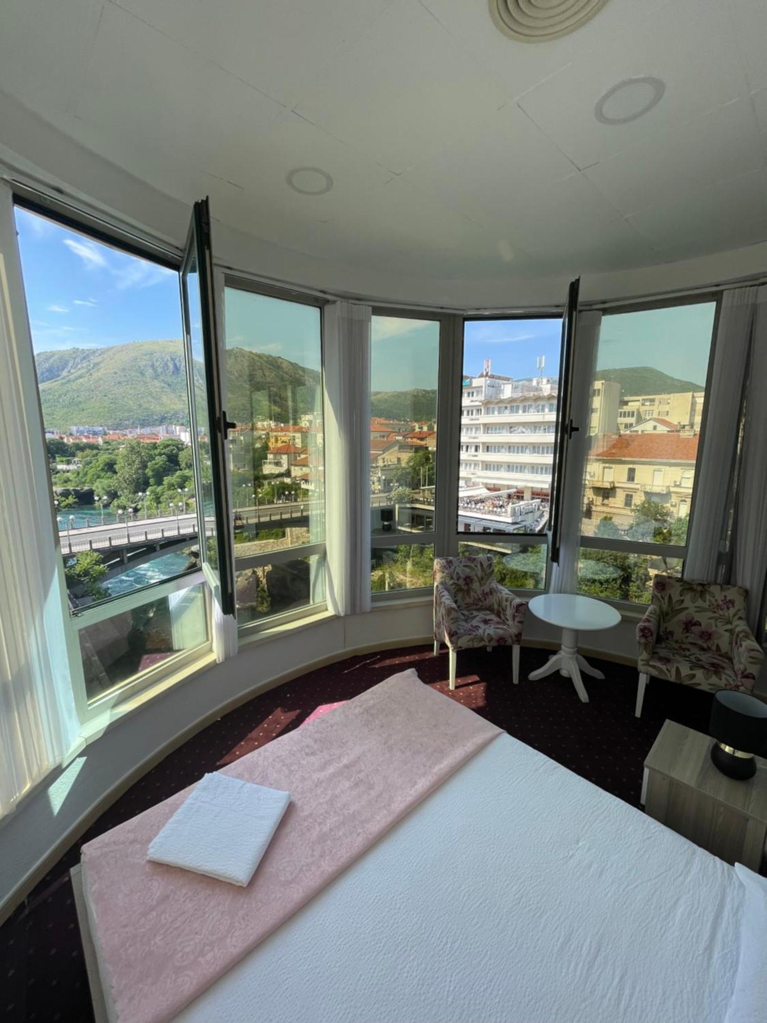 Lux Apartments Mostar Esterno foto