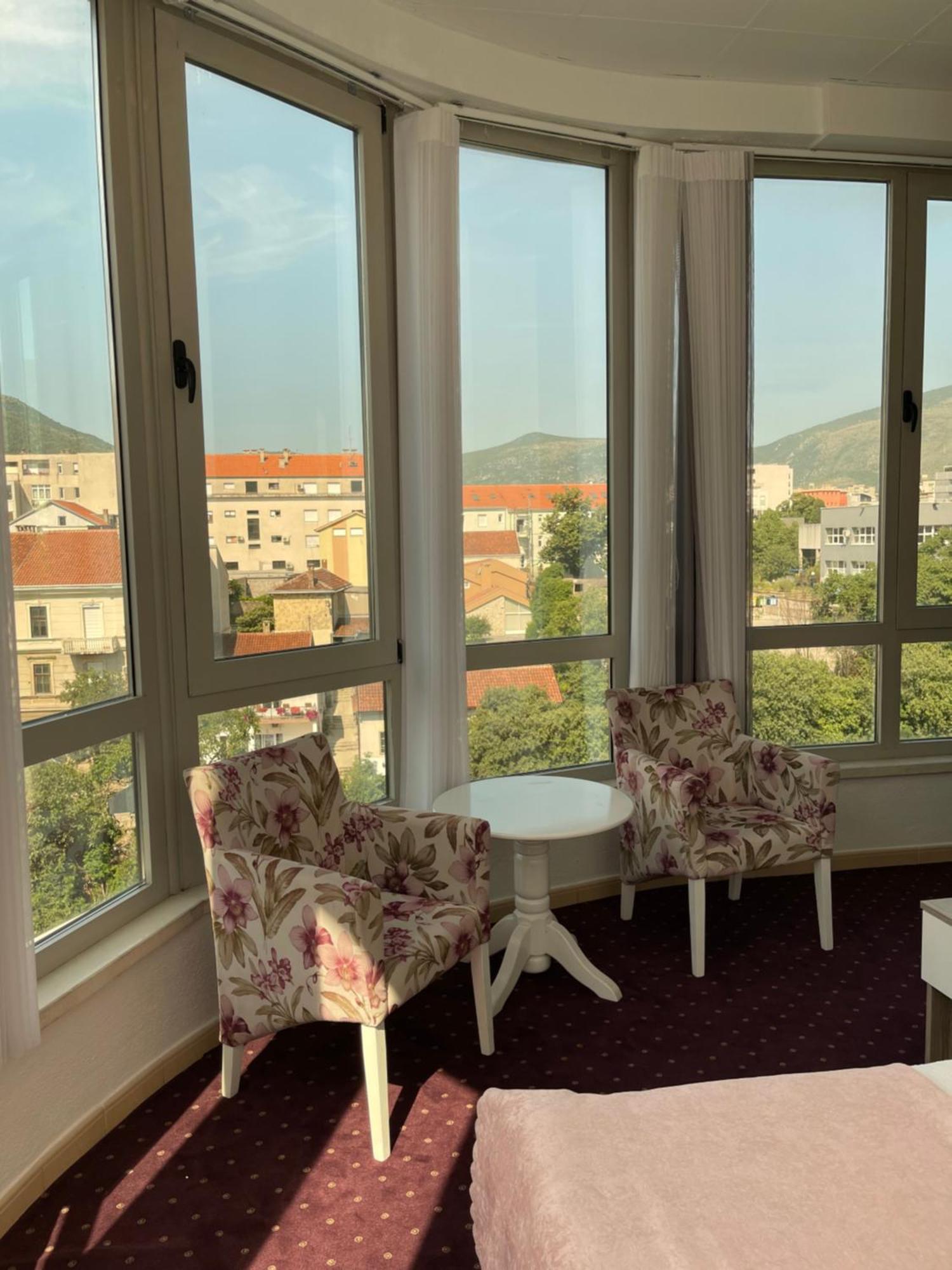 Lux Apartments Mostar Esterno foto