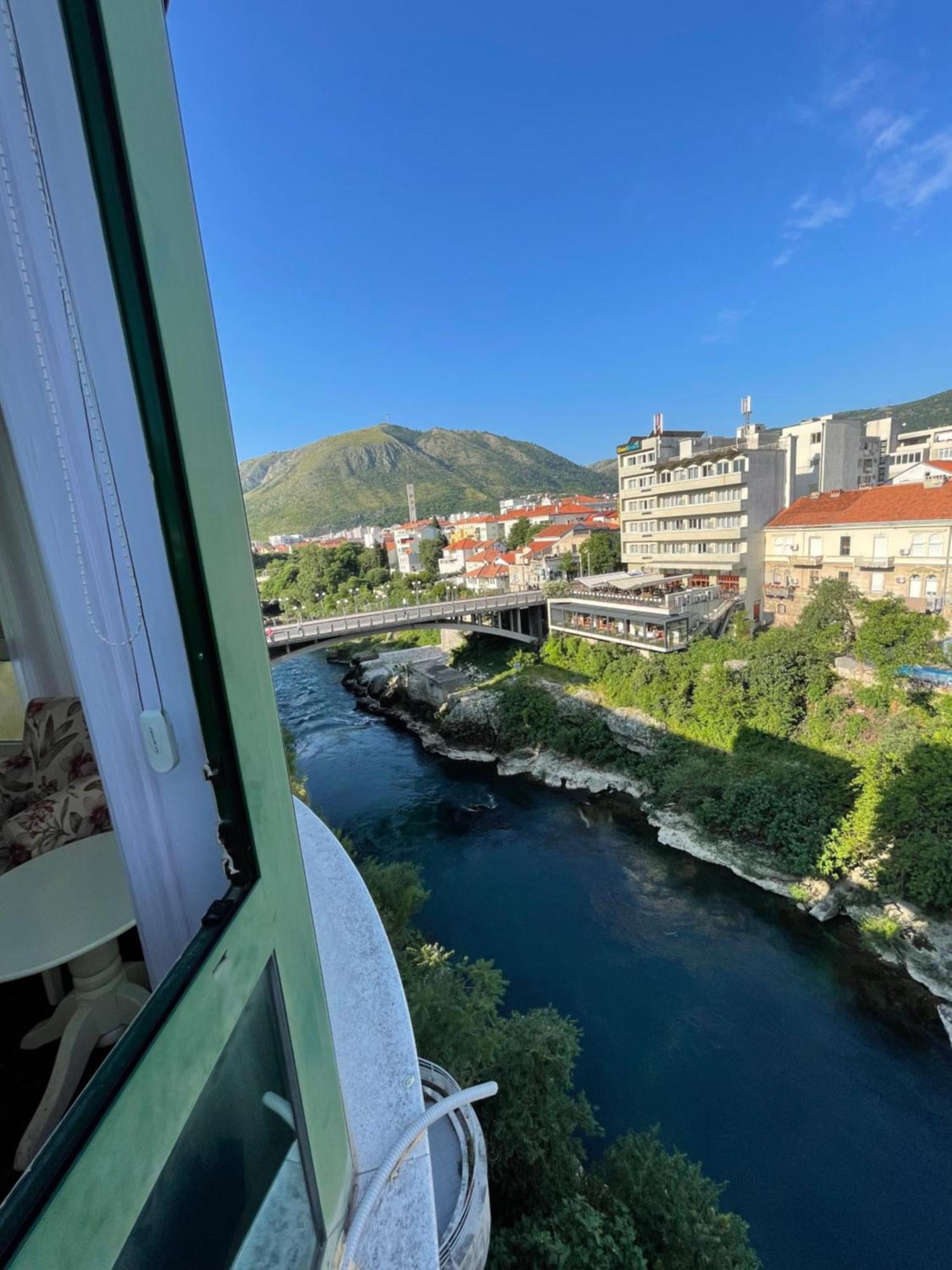 Lux Apartments Mostar Esterno foto